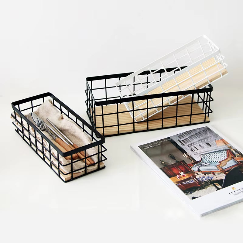 Cesta de Almacenamiento de Hierro Forjado – Organizador Decorativo para Cocina, Baño o Escritorio