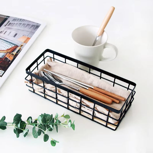 Cesta de Almacenamiento de Hierro Forjado – Organizador Decorativo para Cocina, Baño o Escritorio